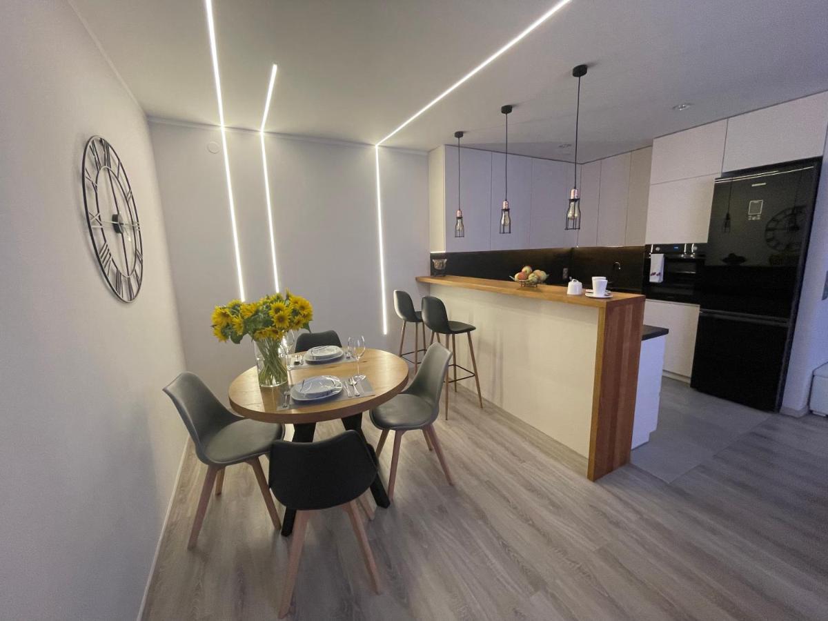 Apartament Centrum Bodzentynska, Centrum Rynek, Bezplatny Parking Kielce Luaran gambar