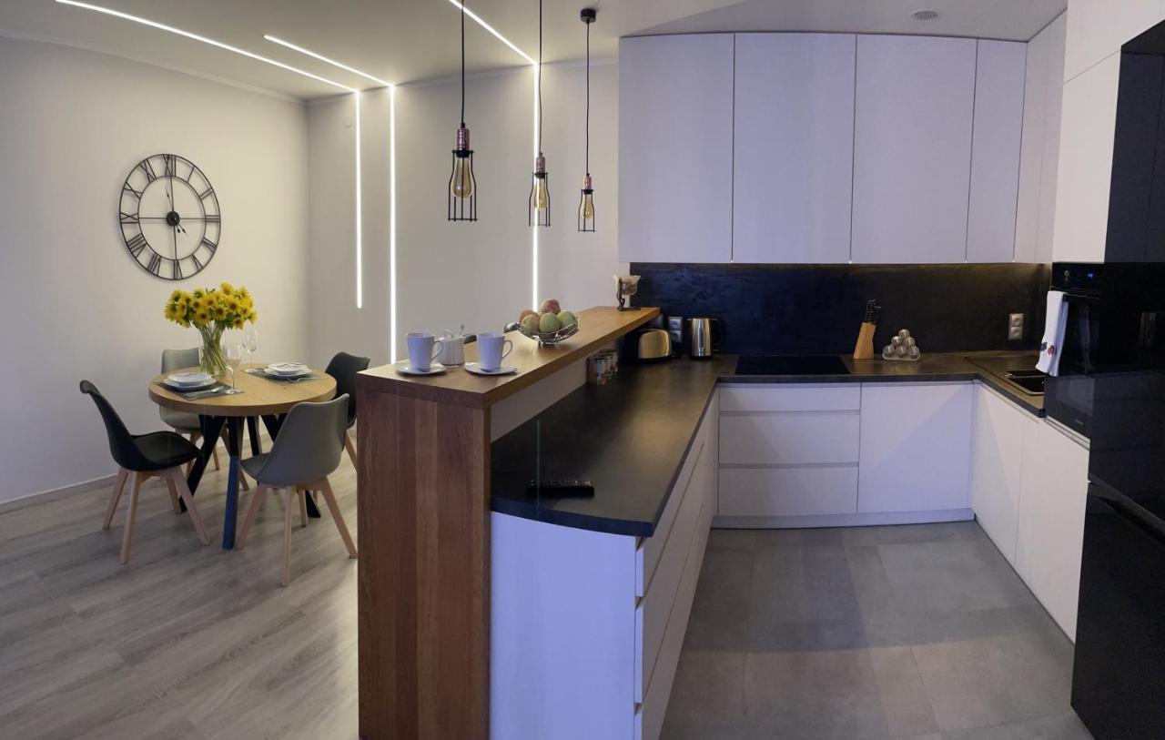 Apartament Centrum Bodzentynska, Centrum Rynek, Bezplatny Parking Kielce Luaran gambar
