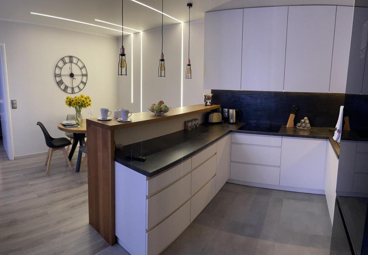 Apartament Centrum Bodzentynska, Centrum Rynek, Bezplatny Parking Kielce Luaran gambar