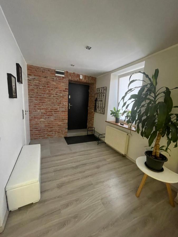Apartament Centrum Bodzentynska, Centrum Rynek, Bezplatny Parking Kielce Luaran gambar